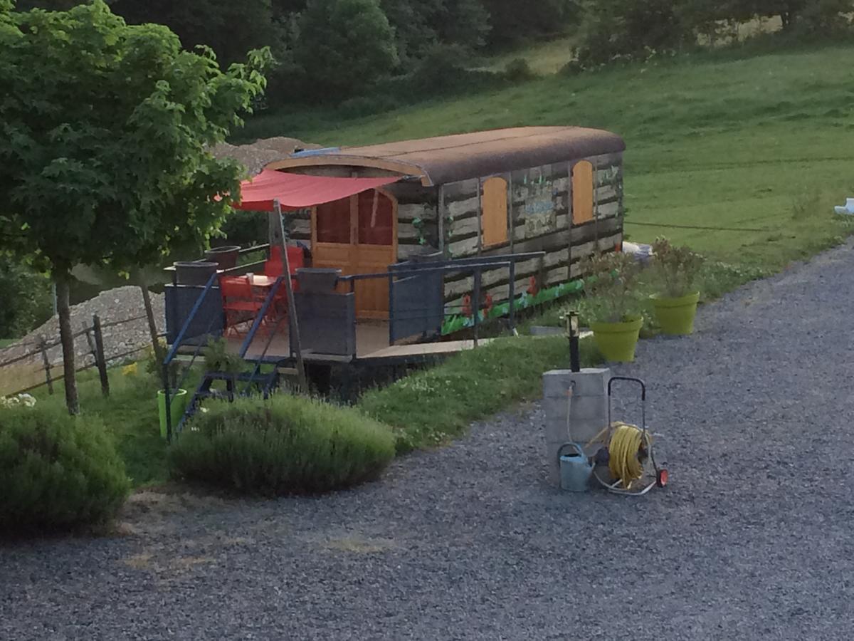 Bed and Breakfast La Bergerie Pollionnay Exterior foto